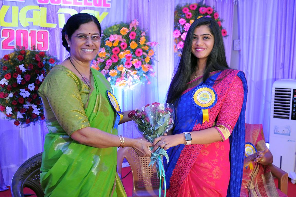  on the Occcasion of ANNUAL DAY - 2019 CELEBRATION Welcoming DR. Amruthavarshini Sharat ,Vice-president of Amrutha Group of Colleges